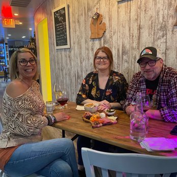 Twisted Cork Winery - Wineries Near Me - South Lyon, Michigan Twisted Cork Winery - Wineries Near Me - South Lyon, Michigan