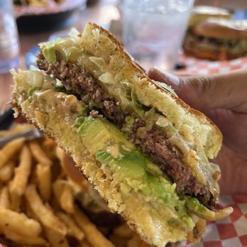 Oscar's Cafe - Avocado burger - Mexican Near Me - Springdale, Utah