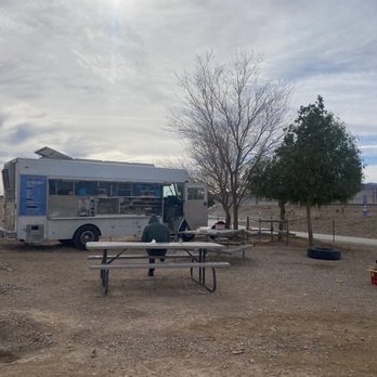 Tacos Colima - a food truck parked in a desert - Food Trucks Near Me Tacos Colima - a food truck parked in a desert - Food Trucks Near Me