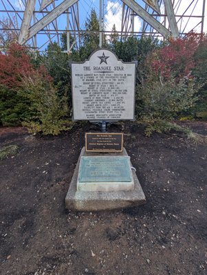 Mill Mountain Star by null