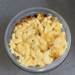 Aunt B’s Country Kitchen - Mac and Cheese