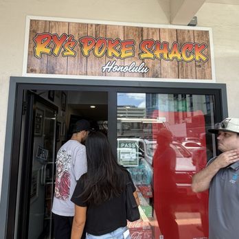 Ry’s Poke Shack - Poke Near Me - Urban Honolulu, Hawaii