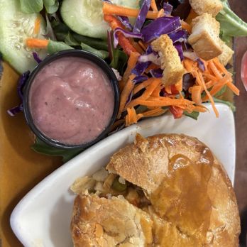 Linn's Restaurant - Chicken pot pie, side salad with Olallieberry dressing - American Near Me - Cambria, California Linn's Restaurant - Chicken pot pie, side salad with Olallieberry dressing - American Near Me - Cambria, California