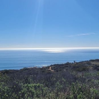 Malibu Bluffs Park - Parks Near Me - Malibu, California Malibu Bluffs Park - Parks Near Me - Malibu, California