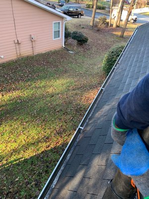 A BETTER GUTTER CLEANING INC. - Updated December 2024 - 10 Photos & 64