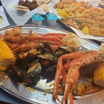 Sparta Seafood and Grill - Seafood Near Me - Oldsmar, Florida
