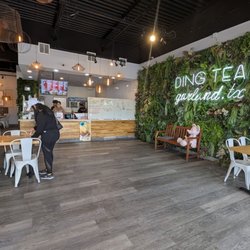 Ding Tea Garland