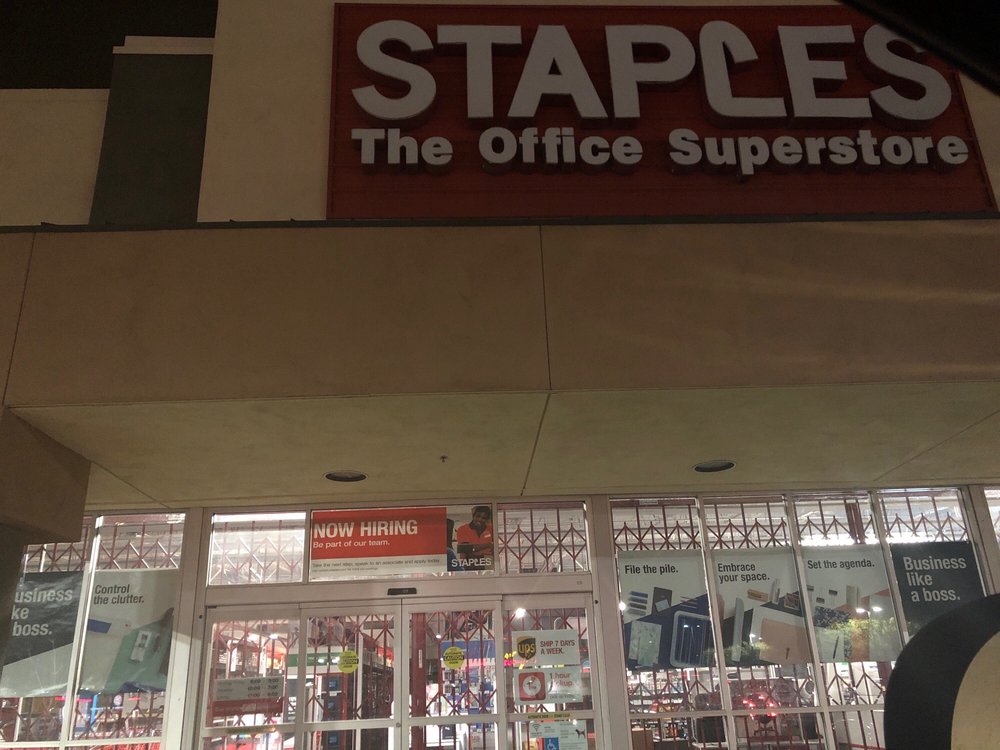 STAPLES 18 Photos & 31 Reviews Printing Services 2760 West Peoria