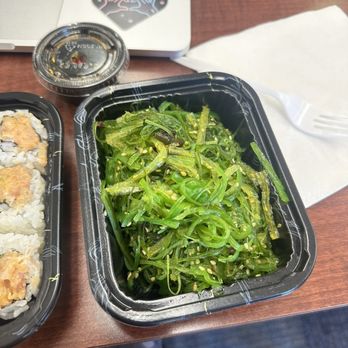 Mizu Sushi - Seaweed Salad - Japanese Near Me - Baltimore, Maryland