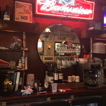 Casper's and Runyon's Nook - Bar where Dalton welcomed this Californian to Minnesota! - Dive Bars Near Me - Saint Paul, Minnesota