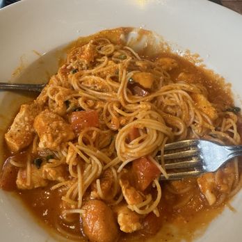 Il Saggio Italian Restaurant - Chicken and angel hair. It was really bad service was bad - Italian Near Me - Commerce, California Il Saggio Italian Restaurant - Chicken and angel hair. It was really bad service was bad - Italian Near Me - Commerce, California