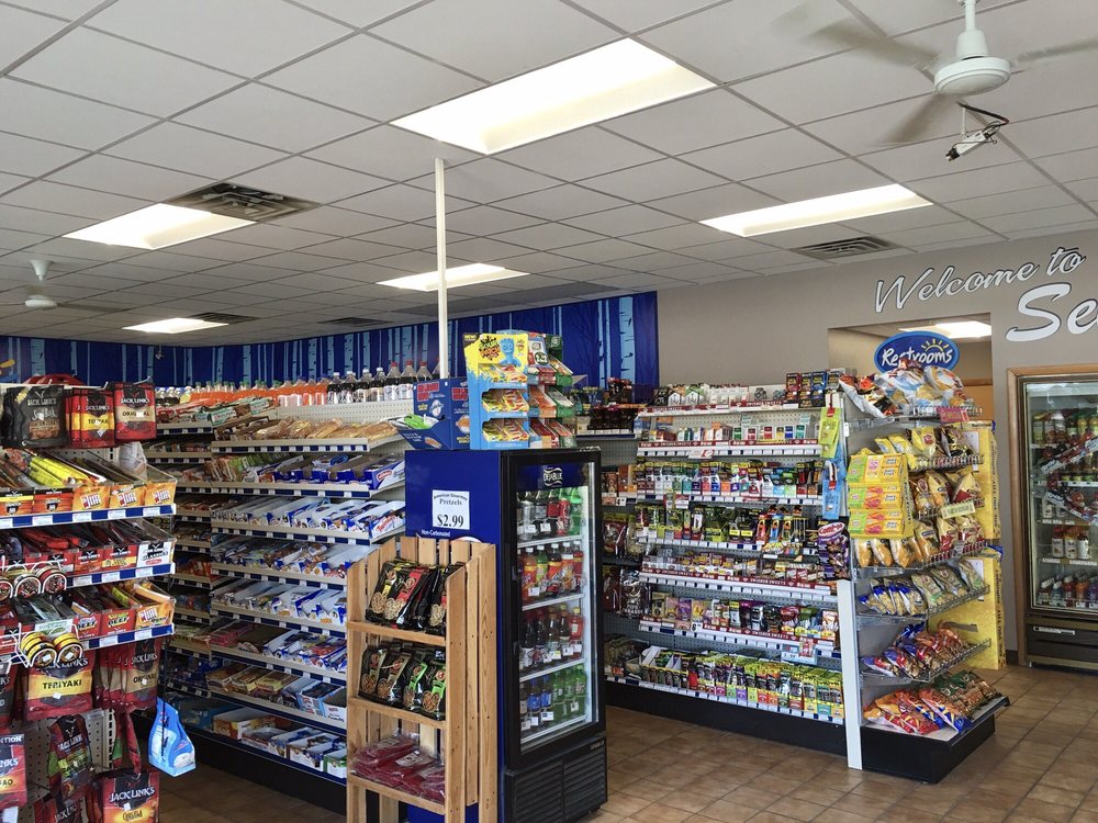 MR CHIPS FOOD STORES Updated October 2024 18 Photos 580