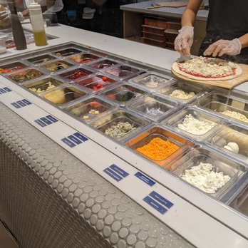 Pi Co pizza - Choose toppings - Pizza Near Me - Toronto, Ontario