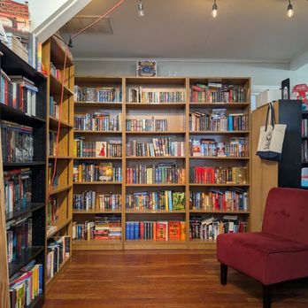 Ink Spell Books - Nice couches and reading seating - Bookstores Near Me - Half Moon Bay, California
