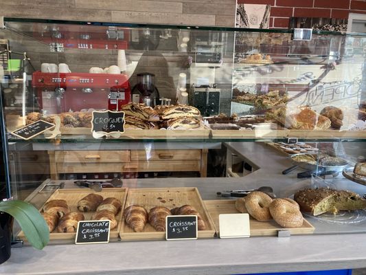 Café Parisien by null