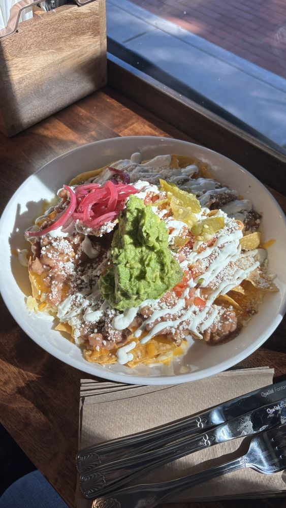 Food from Bluebird Taqueria