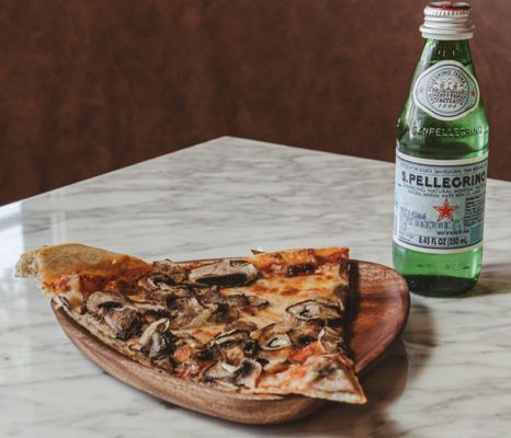 Romana Pizzeria by null