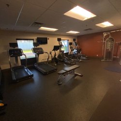 Hampton Inn Akron - Gym May 2023