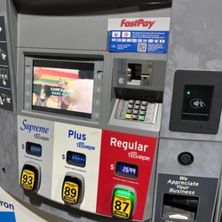 Happy's Market - Pump #8