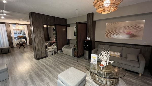 Waikiki Wind Spa - Image 19