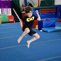 Le Club Gymnastics - Ninja Yellow- individual skill test at Show Case
