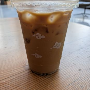 De Mello Coffee - The Well - Iced Americano - Coffee & Tea Near Me - Toronto, Ontario De Mello Coffee - The Well - Iced Americano - Coffee & Tea Near Me - Toronto, Ontario