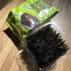 Moon's Korean Kitchen - Roasted Seaweed - perfect snack for on-the-go !