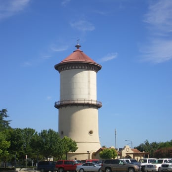 Eaton Plaza - Eaton Plaza is in the shadow the water tower, a famous Fresno landmark. - Parks Near Me - Fresno, California Eaton Plaza - Eaton Plaza is in the shadow the water tower, a famous Fresno landmark. - Parks Near Me - Fresno, California