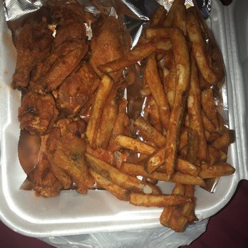 Ben Hill Grill - 10 piece hot with regular French fries - Burgers Near Me - Atlanta, Georgia