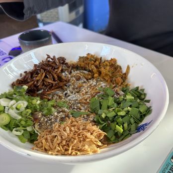 575 Miishien - Golden Triangle Soldiers Dry-Mixed Miishien (Veggie/Spicy) 金三角士兵米线 (素/辣) - Noodles Near Me - San Jose, California 575 Miishien - Golden Triangle Soldiers Dry-Mixed Miishien (Veggie/Spicy) 金三角士兵米线 (素/辣) - Noodles Near Me - San Jose, California
