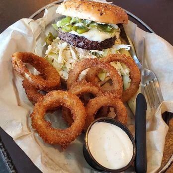 RelicRoad Brewing - Canyon Diablo burger - Breweries Near Me - Winslow, Arizona