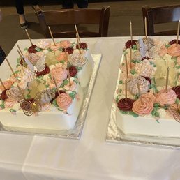 Large 8 and Large 0 cakes for an 80th birthday party Large 8 and Large 0 cakes for an 80th birthday party
