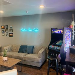 Cedar Rose Cafe - Comfy seating & arcade