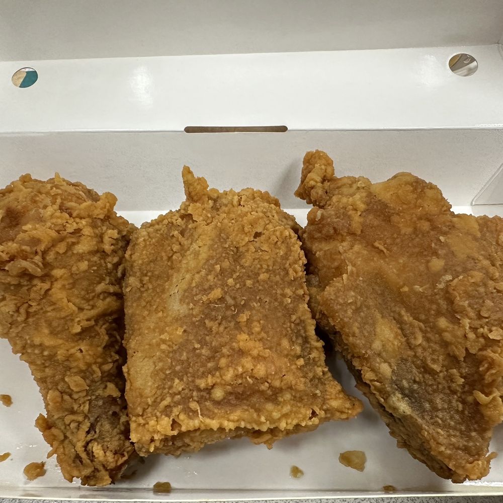 Jollibee - Three piece - Filipino Near Me - West Covina, California Jollibee - Three piece - Filipino Near Me - West Covina, California