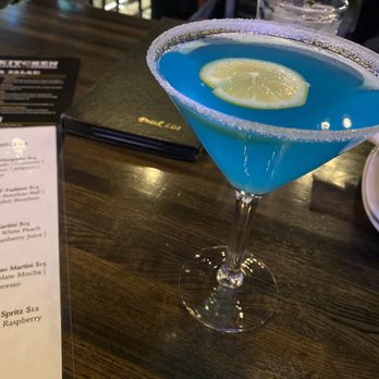 Italian Pizza Kitchen - Blueberry lemon drop cocktail really good. Fried calamari was delightful. - Italian Near Me - Roselle, Illinois