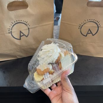 Mak & Cheesecakes - BANANA PUDDING CHEESECAKE. - Desserts Near Me - Simpsonville, South Carolina