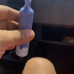 Jaguar Smoke & Vape III - Can't upload videos to Yelp but this is the vape just going off on its own.