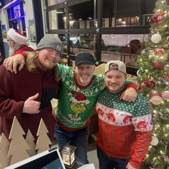 Oak Tree Station - Christmas party with the boys! - Food Court Near Me - Camas, Washington