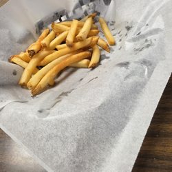 Luigetta's Sandwich Shop - I dont understand why the have a problem giving customers a real amount of fries.just a handful of fries for over 5$ dollars is ridiculous.
