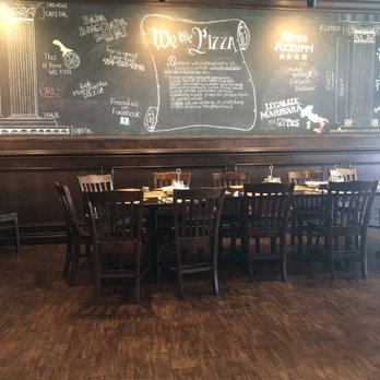 La Pizzeria - Seating area - Italian Near Me - Margate, Florida La Pizzeria - Seating area - Italian Near Me - Margate, Florida