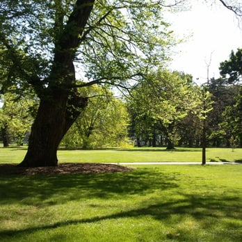 Carlton Gardens - Parks Near Me - Melbourne, VIC