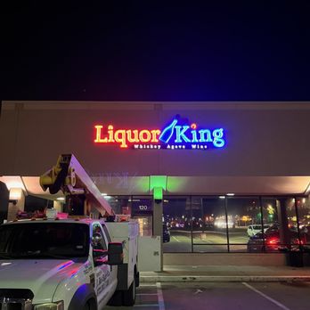 Liquor King - Exterior - Beer, Wine & Spirits Near Me - Fort Worth, Texas