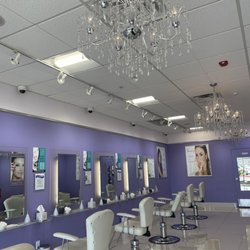 Beauty By Thread - I love how clean this place is!