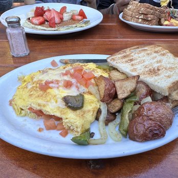 Alice's Restaurant - Alice's omelette - Diners Near Me - Woodside, California