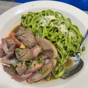 Ceviche 19 - Tallarin Verde c/ Lomo - Peruvian Near Me - Anaheim, California