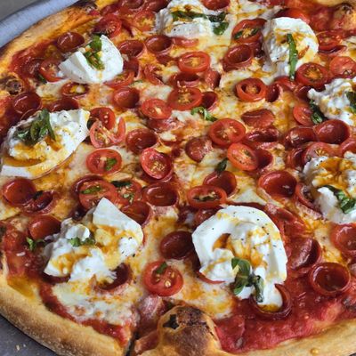 CD Pizza & House of Brews, 4501 Locust Ln, Harrisburg, PA 17109