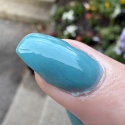 Super Nails