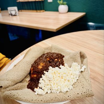 Milki Ethiopian Cafe - Yummy Chicken - Coffee & Tea Near Me - Portland, Oregon Milki Ethiopian Cafe - Yummy Chicken - Coffee & Tea Near Me - Portland, Oregon