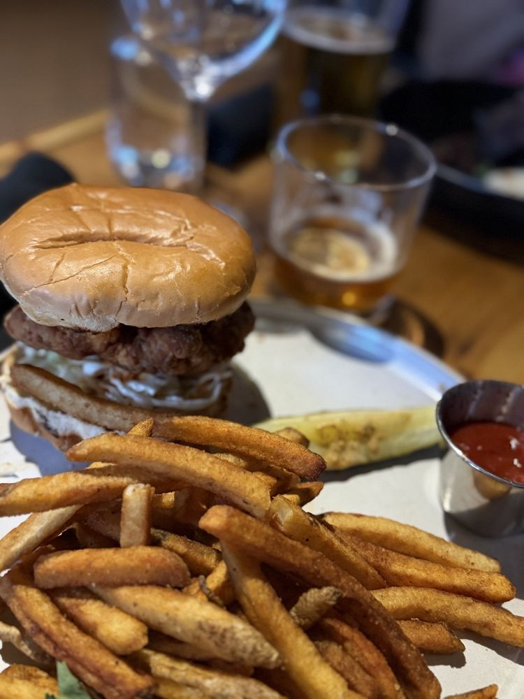 ACEQ Restaurant