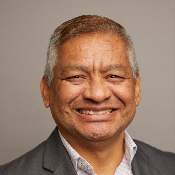 Oscar Linares - immigration attorney in Modesto, CA